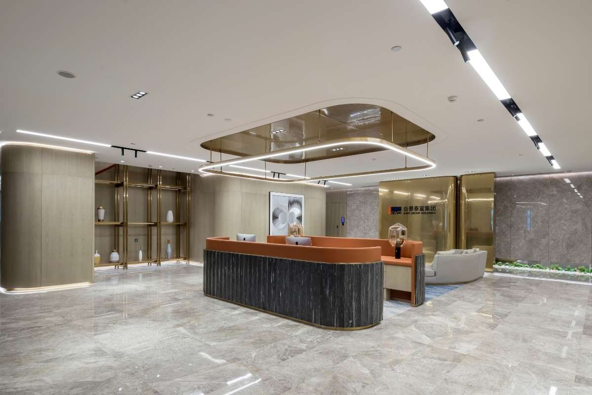 Client-Focused Office Design Creates Strong First Impression | SBID