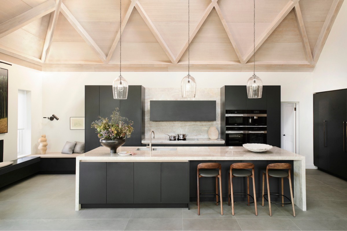 Roundhouse Design, Roundhouse Design: How to Mix Fitted and Freestanding Furniture in Bespoke Kitchens