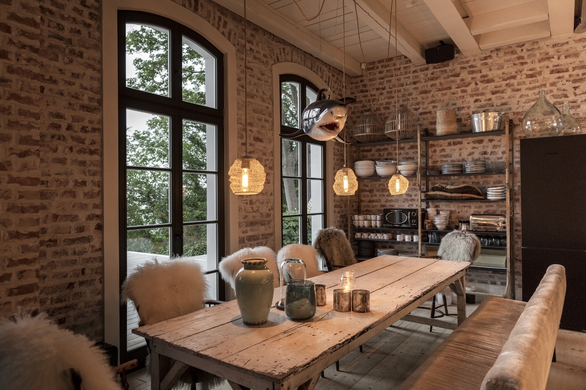 Katja Kessler Kreation Design a Rustic and Cosy Family Home