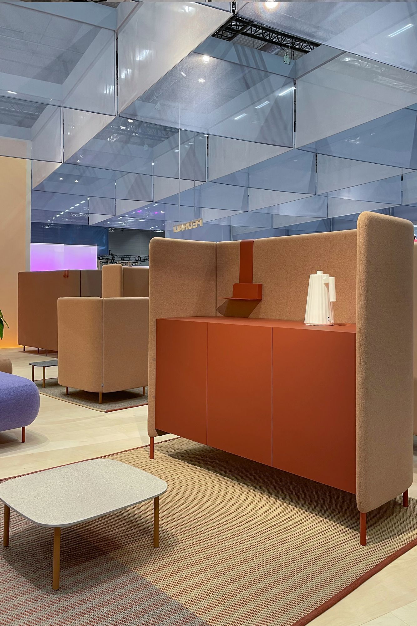 Pedrali, #PedraliColoursofLightness Redefines Workspace at Orgatec 2024