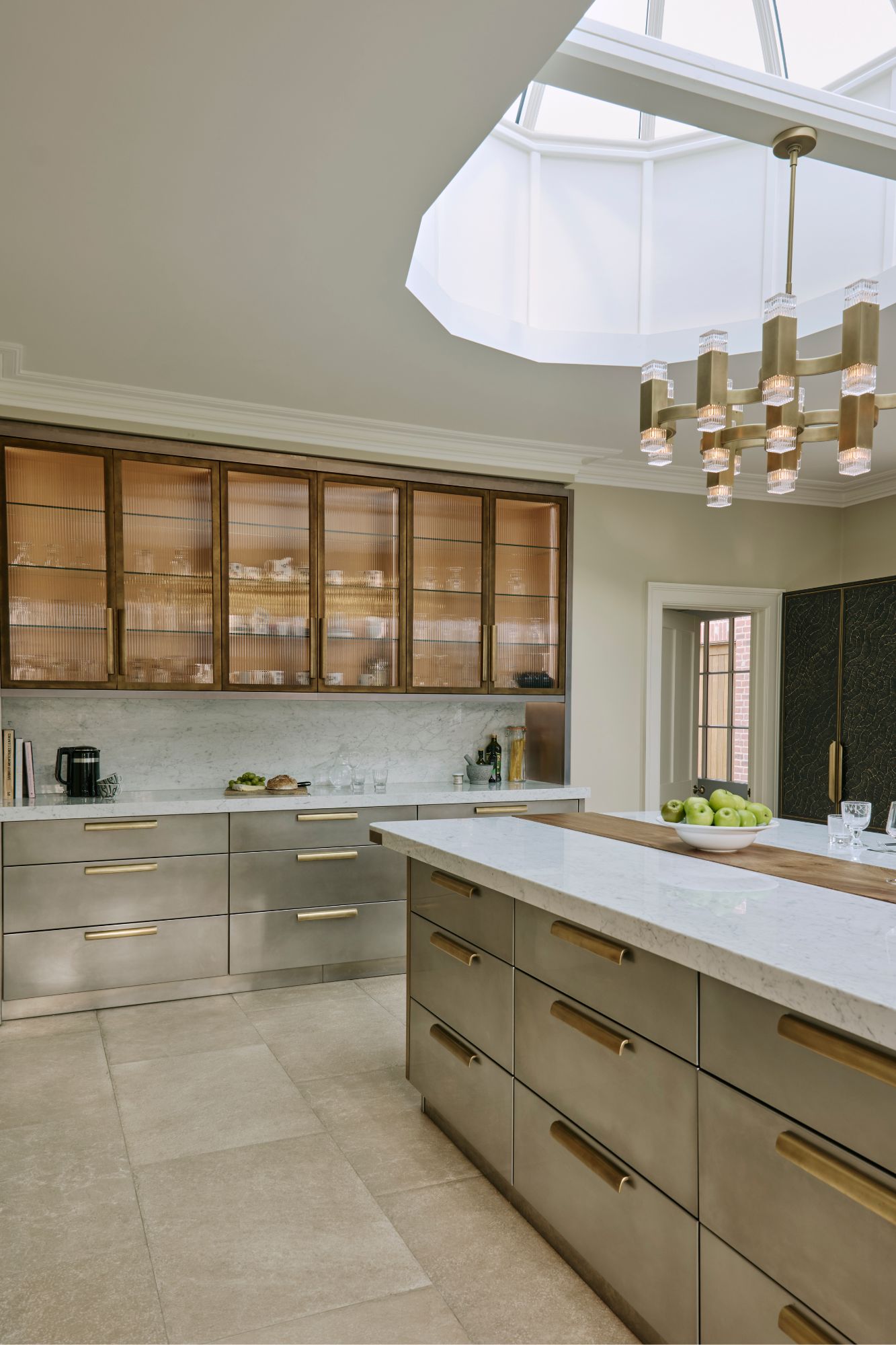 ledbury studio, A Jewellery-Box-Inspired Kitchen by Ledbury Studio